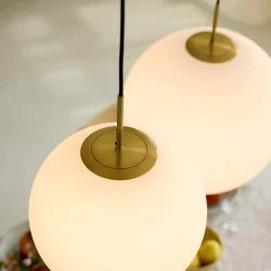 Nora Cafelampe - Opal/Messing - �30 - Nielsen Light