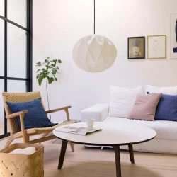 Jasmin Rund Pendel - Sort Oph�ng - Hvid - �40 - Nielsen Light