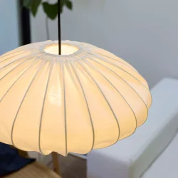 Jasmin Ellipse Pendel - Sort Oph�ng - Hvid - �50 - Nielsen Light