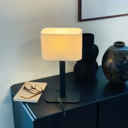 Calix Bordlampe Med Oval Stofskrm - Natur/Sort - 20 - Dyberg Larsen