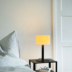 Calix Bordlampe Med Oval Stofskrm - Natur/Sort - 20 - Dyberg Larsen