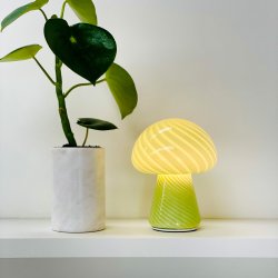 Morkel Mushroom Bordlampe - Genopladelig - Grn - Dyberg Larsen