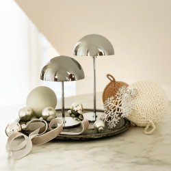 Along Mini Genopladelig Bordlampe - 3-Trin - 2 stk I ske - Krom - Dyberg Larsen