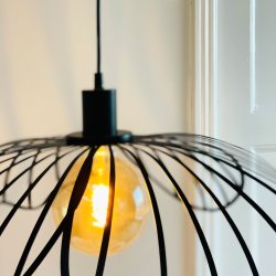 Blumen Pendel - Mat Sort - �60 - Dyberg Larsen