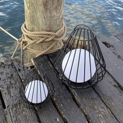 Evesham Lanterne - Mellem - Genopladelig - Sort - Udendrs - Dyberg Larsen