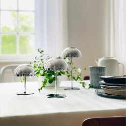 Along Mini Genopladelig Bordlampe - 3-Trin - 3 stk I ske - Krom - Dyberg Larsen