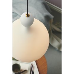 Dueodde pendel 30 - Opal Glas - Halo Design