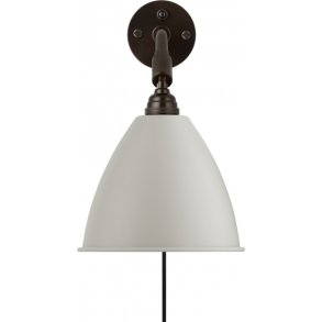 BL7 Vglampe - Sort Messing/Hvid - Bestlite - GUBI