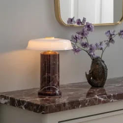 Trip No. 2 - Genopladelig Bordlampe - Burgundy/Opal - Design By Us