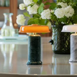 Trip No. 2 - Genopladelig Bordlampe - Moss/Amber - Design By Us