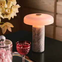 Trip - Genopladelig Bordlampe - Silver/Rose - Design By Us