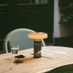 Trip - Genopladelig Bordlampe - Ash/Gray - Design By Us