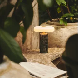 Trip - Genopladelig Bordlampe - Charcoal/Opal - Design By Us