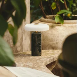 Trip - Genopladelig Bordlampe - Charcoal/Opal - Design By Us