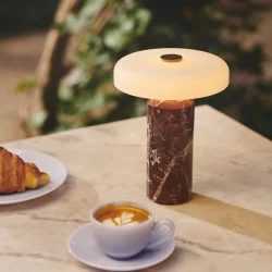 Trip - Genopladelig Bordlampe - Burgundy/Opal - Design By Us