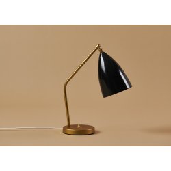 Gr�shoppa Bordlampe - Messing Blank Sort - GUBI