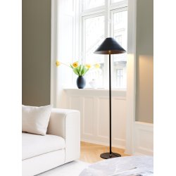 Hygge Gulvlampe - Grafit Sort - �40 - Halo Design