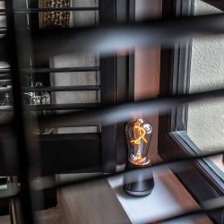 One - Bordlampe - Titanium - humble