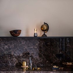 One - Bordlampe - Titanium - humble