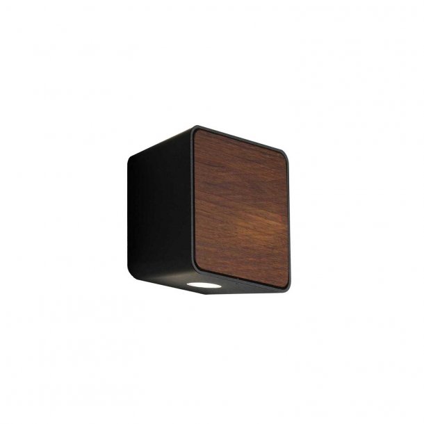Lab 1 - Udendrs Vglampe - Iroko - Marset