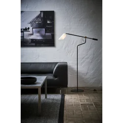 Pliverre Gulvlampe - Le Klint