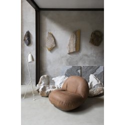 Grshoppa Gulvlampe - Oyster Hvid Semi Mat - GUBI