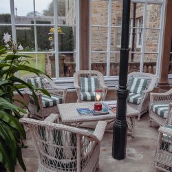 The Muse - Portable - Bordlampe - IP44 - Rd - Tala