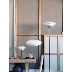 DL31 gulvlampe - Krom / Opal - Dyberg Larsen