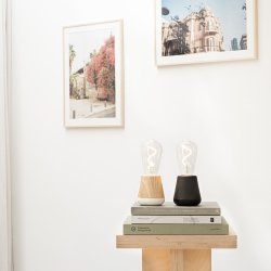 One - Bordlampe - Light Oak - humble