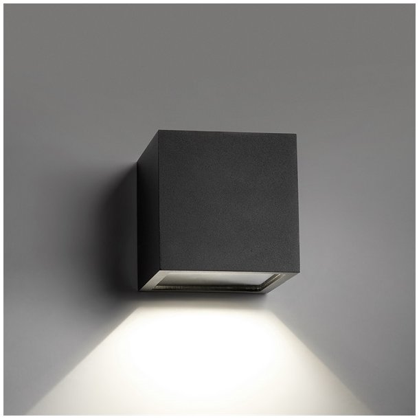 Cube Down LED ude/inde vglampe - Sort - Light-Point