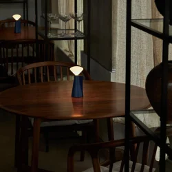 Mantle Portable - Cobalt Blue - Tala