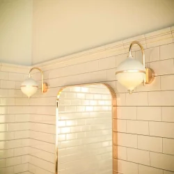 Eternal Moonlight Vglampe - Messing/Opal - Rebello Decor